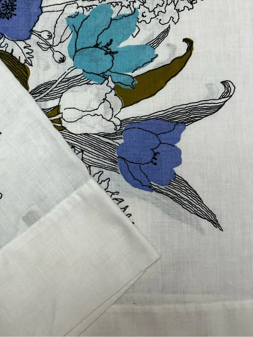 Vintage Mod Blue Floral Print Pillowcase Standard 20x26 Made in USA